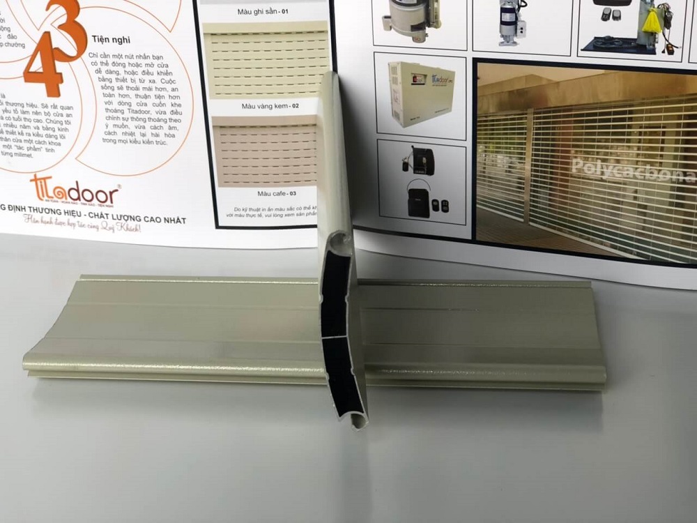 Cửa cuốn Titadoor PM 701