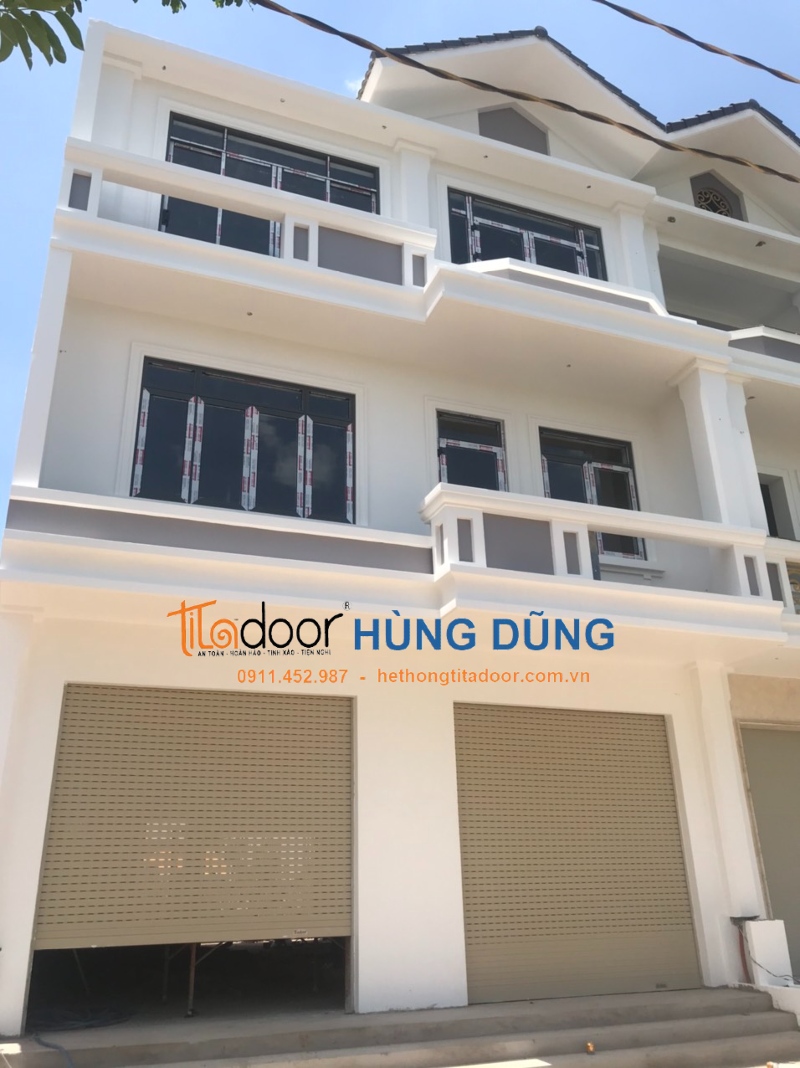 Cửa cuốn quận 12 - Lắp đặt cửa cuốn chính hãng